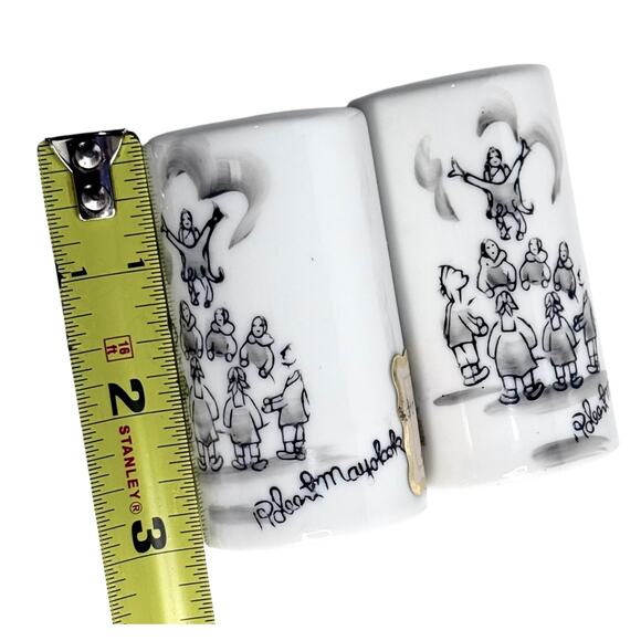 Robert Mayokok Alaska Inuit Salt & Pepper Shaker Set Black White Bering Sea Orig - Picture 6 of 7